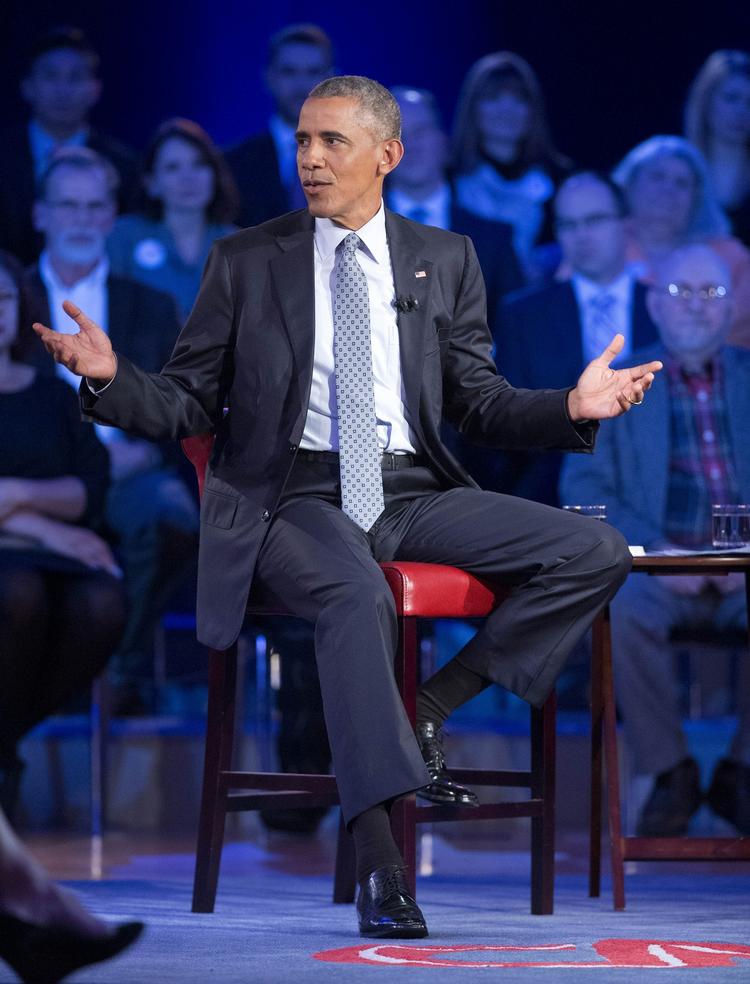 Stil. Barack Obama vekslede i vanlig stil mellem det alvorlige og den mere humoritiske i aftenens tv-arrangement. 