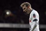 TRÆFSIKKER. Christian Eriksen åbnede søndag scoringen på White Hart Lane, da Kasper Schmeichel boksede bolden ud til ham. 