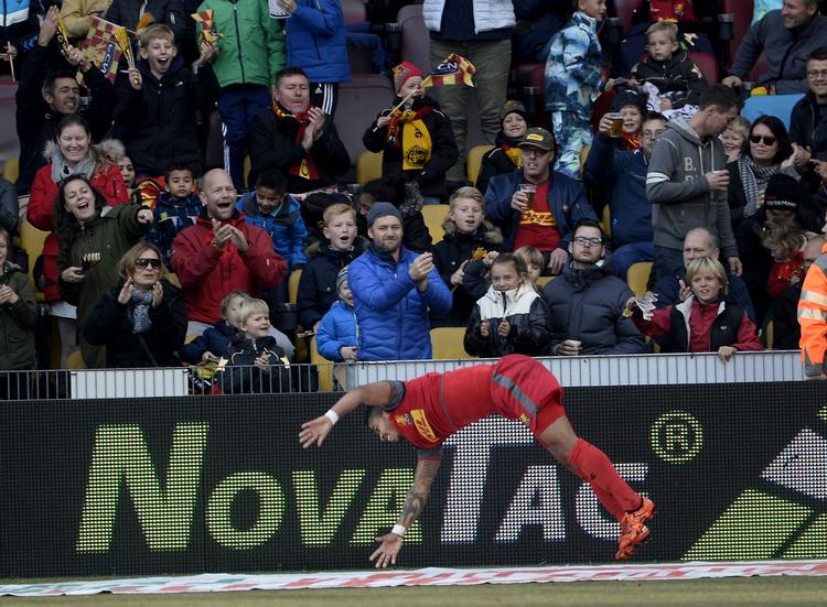 Mååååål. Det peger i retning af Kina for Bruninho. 