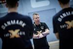 Ventetid. Den danske landstræner, Gudmundur Gudmundsson, udskyder sin EM-udtagelse, mens han venter på svar fra skadede spillere. 