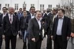Forsinkelse. Efter regeringens seminar mandag og tirsdag fastslår statsministeren, at en 2025-plan først skal finde en løsning på asyl- og flygtningeudgifterne. Det skal give penge til skattereform, som udskydes til efteråret. 