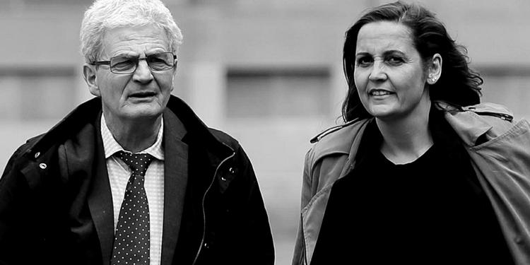 Udmelding. SF's formand Pia Olsen Dyhr, der her er på vej til dronningenrunde på Amalienborg med Holger K. Nielsen, mener, at partiet har været for håndsky i debatten om udlændinges overgreb. 