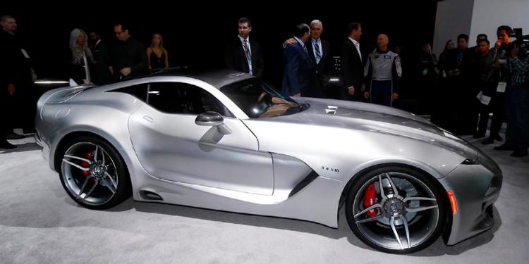 nyskabelse. VLF Force 1 har design af danske Henrik Fisker. Teknikken kommer fra Dodge Viper. 