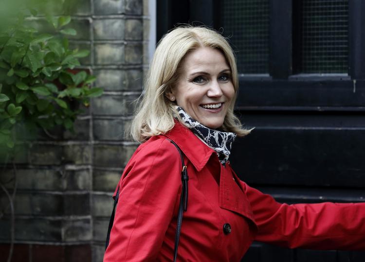 Afklaring. Helle Thorning-Schmidts jobjagt er nu slut efter at der har været talt og skrevet meget om hendes fremtid efter at have sagt farvel til statsministerjobbet. 