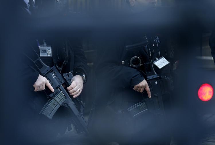 BESKYTTELSE. Politiet i London øger nu antallet af bevæbnede politifolk væsentligt for at være i stand til at imødegå terrorister. 