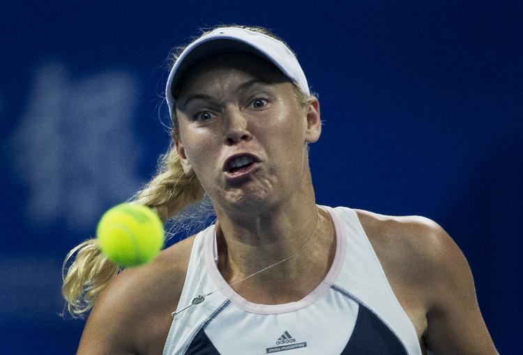 Modstand. Caroline Wozniacki kan rende ind i verdensetteren Serena Williams i kvartfinalen ved Australian Open. Turneringen begynder i næste uge. 
