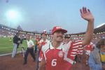 Hummel. Ved EM i 1992 var Danmark ligeledes sponsoreret af Hummel. Her ses forsvarsspilleren Kim Christofte efter finalen mod Tyskland. 