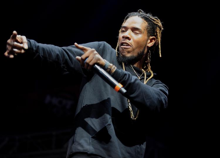 Hitmager. Amerikanske Fetty Wap er en af de eneste af 2015s hitmagere, der har skrevet sit hit, 'Trap Queen',  helt selv. 