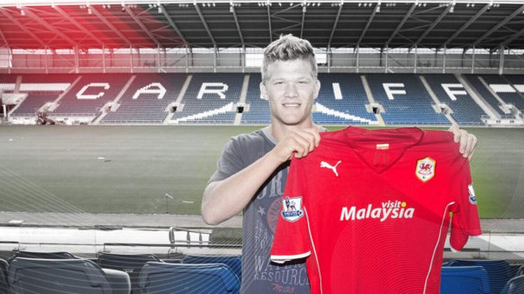 debut. Andreas Cornelius ved præsentationen som Cardiff-spiller tidligere på sommeren. 
