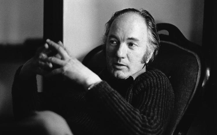 Topscorer. Thomas Bernhard, 1931-1989, er her fotograferet i sit hjem i Ohlsforf, Østrig i 1981. 