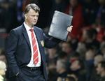 Fyringsfavorit. Bookmakeren Skybet giver i skrivende stund blot odds 1.02 på, at Van Gaal bliver den næste Premier League manager til at miste sit job. Det kan dog blive ham, der går, siger hollænderen. 