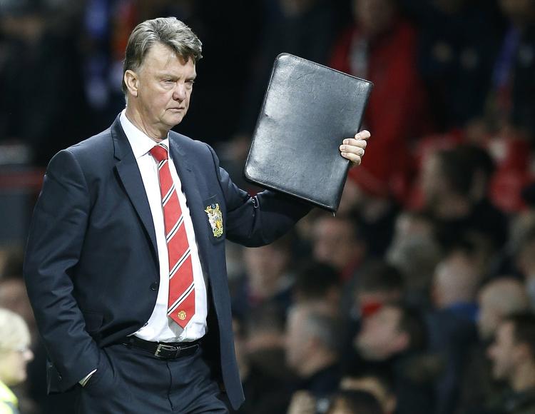 Fyringsfavorit. Bookmakeren Skybet giver i skrivende stund blot odds 1.02 på, at Van Gaal bliver den næste Premier League manager til at miste sit job. Det kan dog blive ham, der går, siger hollænderen. 