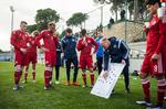 CENTRUM. U21-chef Niels Frederiksen håber, at dedanske klubber vil lytte lige såmeget til hans ønsker om OL,som hans spillere KristianPedersen, Mathias Greve,Kenneth Zohore, Robert Skov,Emiliano Marcondes, OliverAbildgaard og ChristianNørgaard her gjorde undergårsdagens træningskampmod Ukraine, der endte 0-0. 