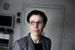skeptisk. Bornholms borgmester, Winni Grosbøll (S), er grundlæggende skeptisk over for ideen, men tilføjer, at hun ikke »helt har kunnet finde rundt i, hvad forslaget egentlig går ud på«. 