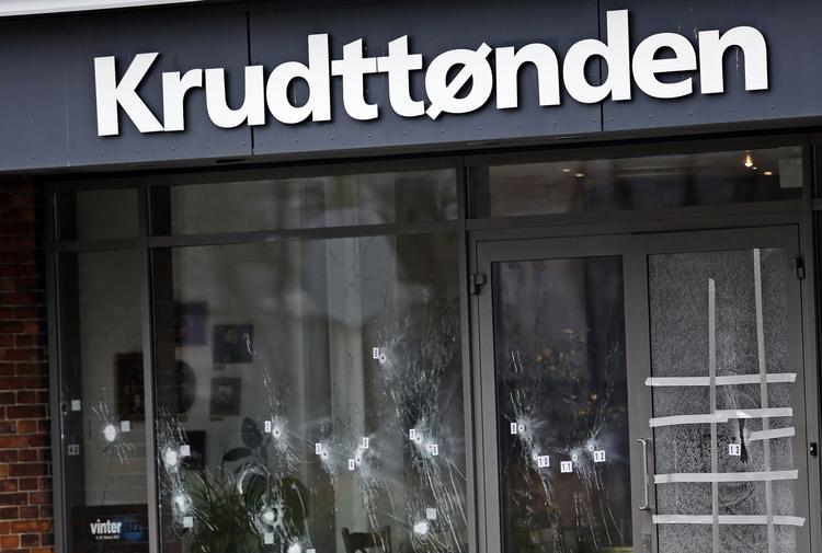 terroraktion. En blev dræbt, da Omar el-Hussein angreb Krudttønden i København 14. februar sidste år. Senere blev en vagt ved synagogen også dræbt. 