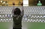 dominans. Android-styresystemet har erobret verden og sidder i 83 procent af alle smartphones, mens Apples IOS sidder på14 procent. 
