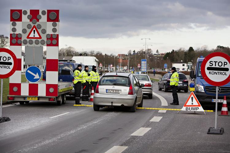 kontrol. Danmark er et af de lande, som har indført midlertidig grænsekontrol. Det skete 4. januar ved grænsen mod Tyskland. 