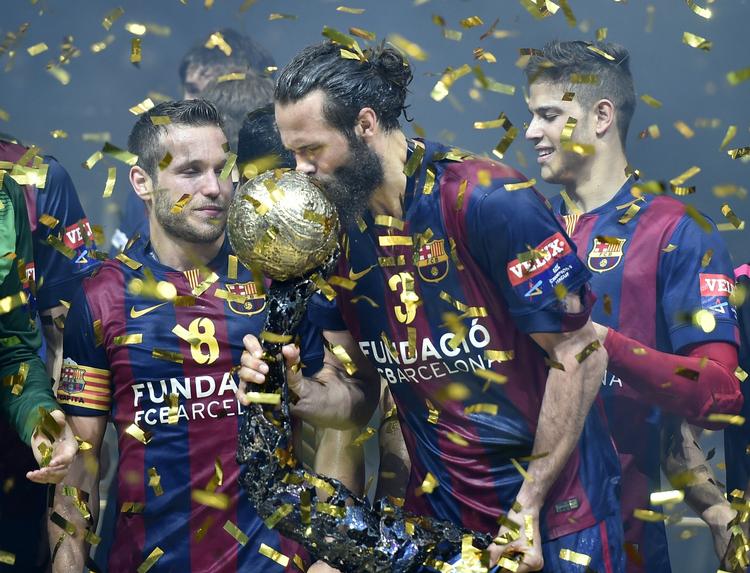 Spanier. 12 EM-spillere tjener til dagen og vejen i den spanske liga. Herunder også danske Jesper Nøddesbo, der er på kontrakt i Barcelona. Men den spanske liga er langt fra så attraktiv som tidligere. 