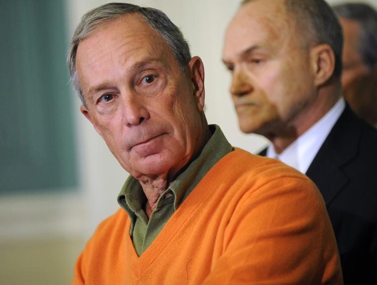 Mangemillionær, tidligere borgmester i New York og grundlægger af nyhedstjenesten, der bærer hans navn, Michael Bloomberg, kan være på nippet til at melde sig ind i kampen om præsidentposten senere på året. 