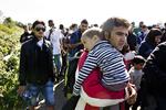 Kontanter. Grænsen på 10.000 kroner for beslaglæggelse af kontanter gælder også for børnene i en flygtningefamilie. Hver asylansøger i familien - også børnene - kan have 10.000 kroner med sig uden at miste en krone. (arkivfoto) 