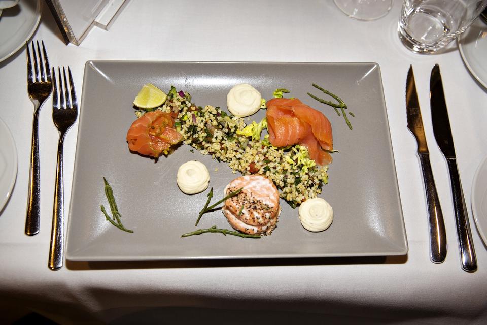 Mad. Det var også muligt at tilmelde at købe sig adgang til en dansktop-buffet. 