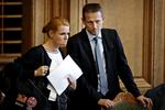 forklarelsestur. Inger Støjberg og Kristian Jensen skal i dag i Bruxelles forklare Danmarks stramninger på udlændingeområdet. 