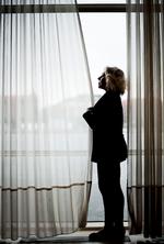 Feminist. Amerikanske Erica Jong, født 1942, er stadig mest kendt for 'Fear of flying', som udkom i 1973. 