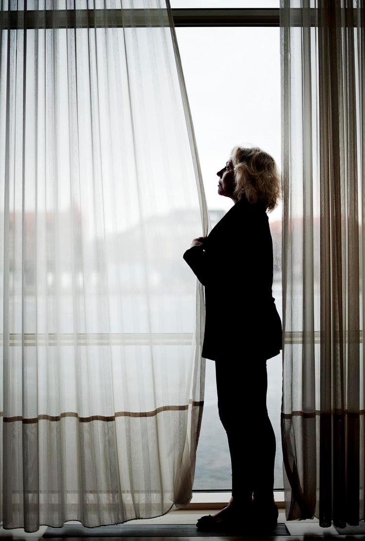 Feminist. Amerikanske Erica Jong, født 1942, er stadig mest kendt for 'Fear of flying', som udkom i 1973. 