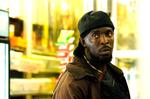 Omar. Som Omar Little, spillet af Michael K. Williams, så opmuntrende siger om den by og det system, han lever i: »The game is out there, and it's either play or get played«. 