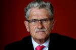 sviner. Mogens Lykketoft gav statsministeren en sviner, da han holdt tale for gæsterne  i forbindelse med et privat selskab, da han fyldte 70 år. 