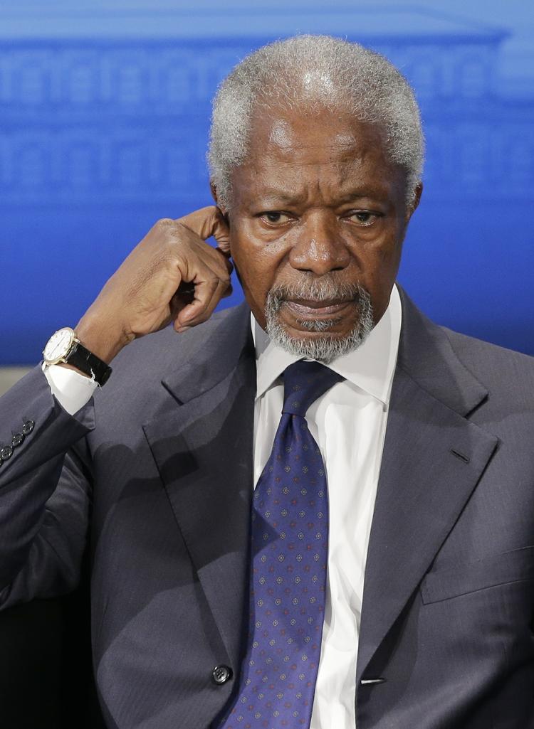 BEKYMRET. Danmark er kommet på den internationale dagsorden, efter Folketinget i dag vedtog historisk stramme asylregler. Den tidligere FN-generalsekretær Kofi Annan melder sig i koret af kritikere. 