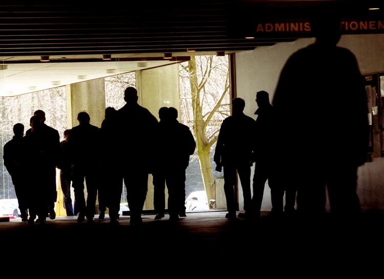 Mænd. Man skal kigge langt efter kvinderne på Danmarks Tekniske Universitet (DTU) i Lyngby. Blot en fjerdedel af de optagede på it-uddannelserne  er kvinder. 