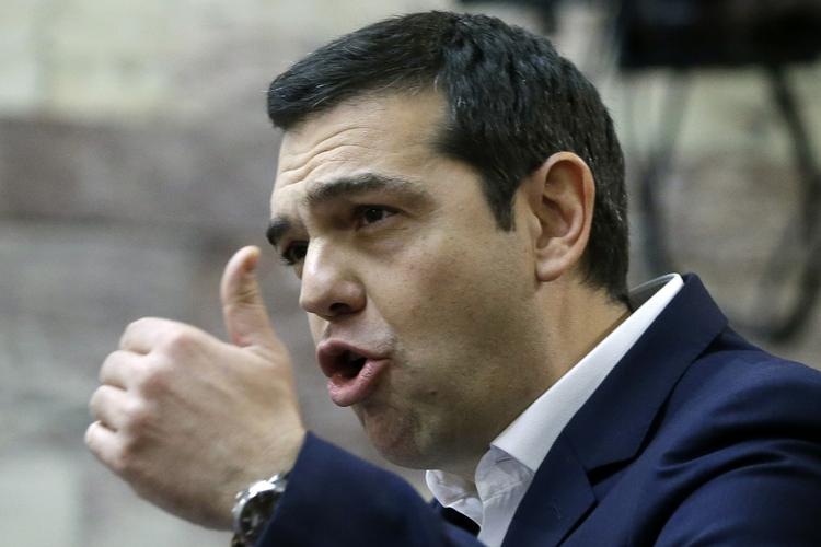 Truet. Sidste sommer var Grækenlands regeringsleder, Alexis Tsipras, centrum for langtrukne gældsforhandlinger, der truede med at udelukkede hans land fra euro-samarbejdet. Nu vil flere EU-lande smide grækerne ud af Schengen. 