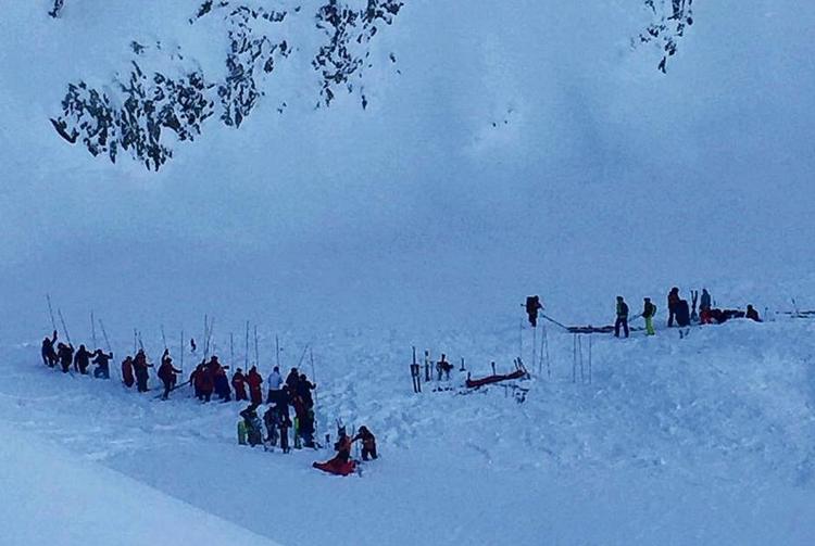 Obs. Skiløbere, der løber offpiste, skal tage deres forholdsregler i sneen i Alperne. 