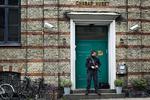 Beredskab. Terrortruslen mod Danmark er stadig på højeste niveau efter angrebet mod Krudttønden og en jødisk synagoge i København. Med de seneste asylstramninger kan truslen stige, advarer forsker. (arkivfoto) 