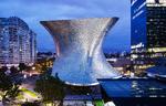 ORGANISK. Facaden på Soumaya Museum i Mexico minder om skællende på et krybdyr. 