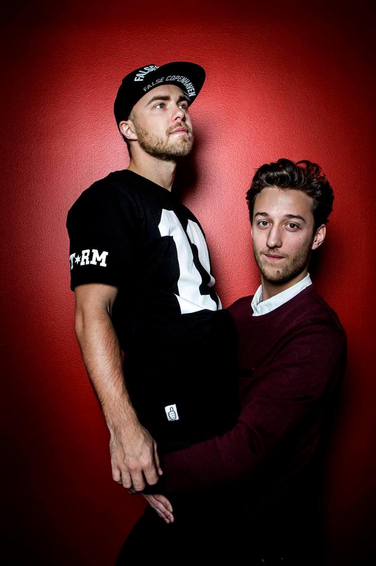 Smarte. Peter Falktoft og Esben Bjerre var i studiet hos Clement Kjersgaard, hvor man bl.a. hørte om Falktofts tiltagende halvmåne. 