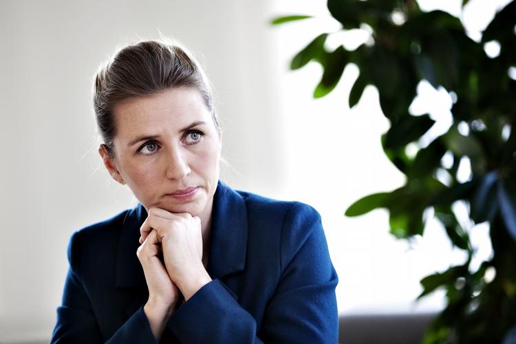 MÅLING. Mette Frederiksen må se sit parti få en lussing fra vælgerne. 19,3 procent af stemmerne får partiet i en måling. 