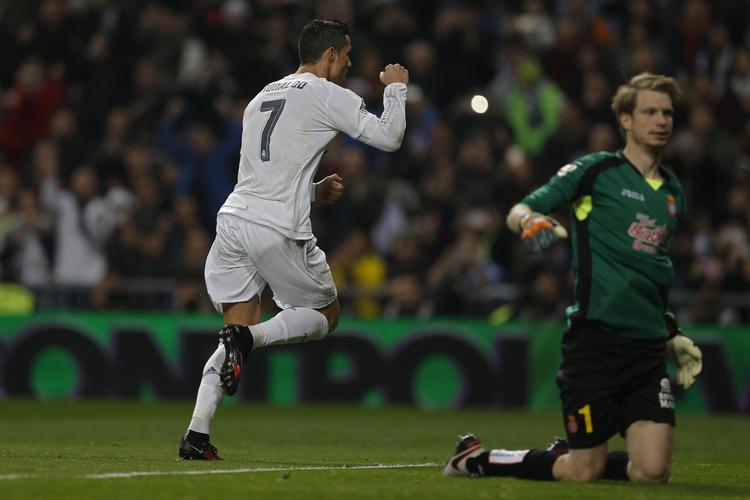 Hattrickhelt. Cristiano Ronaldo scorede tre mål i Real Madrids sejr mod Espanyol. 