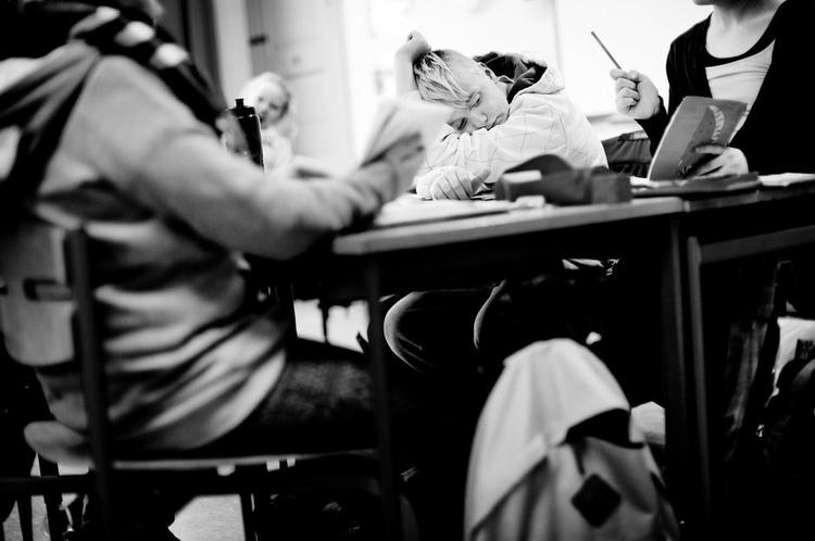 træt. David Frederiksen går i 5. klasse på Grøndalsvængets Skole i København. De lange skoledage trækker tænder ud, fortæller han. 