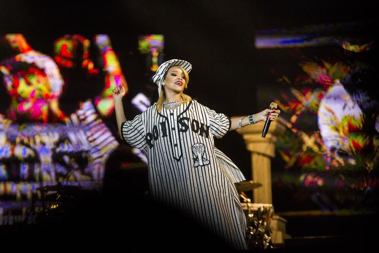Rihanna. Det bliver svært at opleve popdronningen til sommer, hvis man endnu ikke har fået købt billet. 