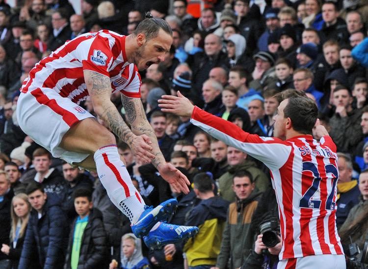 SUCCES. Marko Arnautovic jubler efter en scoring, og det østrigske problembarn har lidt uventet fået stor gennemslagskraft i Premier League. 