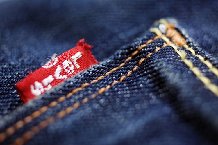 Smart. Google og Levi's har indgået et samarbejdet om at udviklet såkaldte Wearables, der er en måde at tænke stof, tekstil, mode og teknologi sammen. 