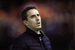 presset. Gary Neville er blevet rost for at gå til opgaven som træner i Valenci med stor professionalisme og brug af moderne metoder. Men effekten er fuldstændig udeblevet. 