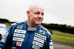 Motorsport. John Nielsen er en absolut pioner inden for sport med rappe biler. Her er han i rollen som instruktør på Sjællandsringen. 