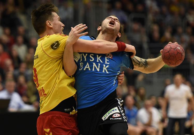 slagsmål. Pokalfinalen mellem GOG og HC Midtjylland blev et drama - og endte med en protest, der nu skal behandles. 