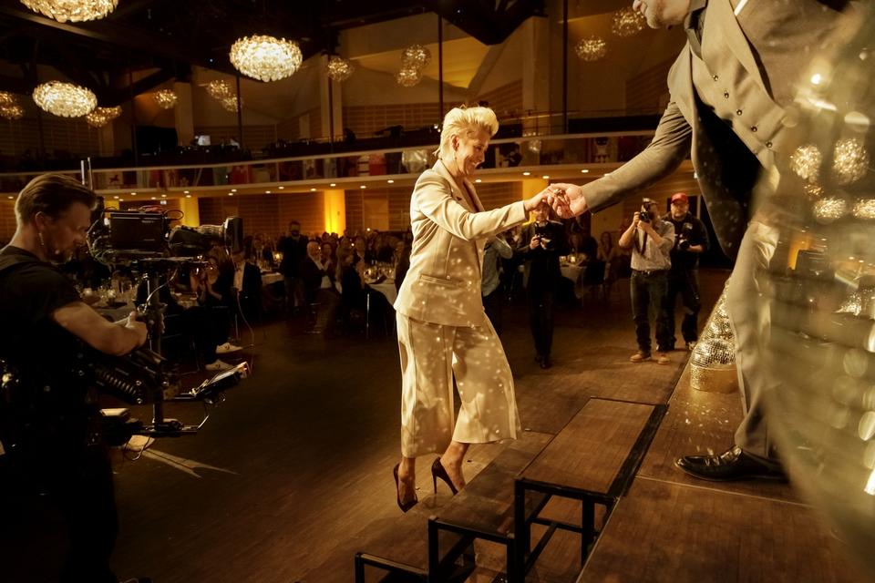 Årets kvindelige birolle, Trine Dyrholm (Lang historie kort) 
