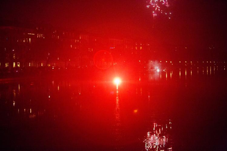 Nytår. Det var nytårsnat 2014, at tre personer ved Hobor blev dræbt af en krysantemumbombe. (Arkiv) 