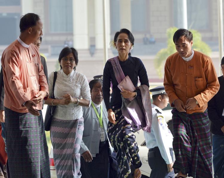 LEDER. Aung San Suu Kyi får måske mulighed for at blive præsident. 