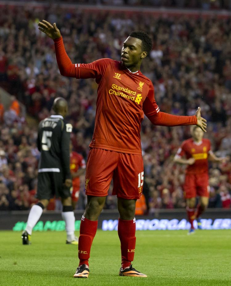 Gentagelse. Liverpools Daniel Sturridge gjorde med mål på samlebånd sin særprægede scoringsdans berømt. Siden er målene blevet afløst af skader på stribe. 